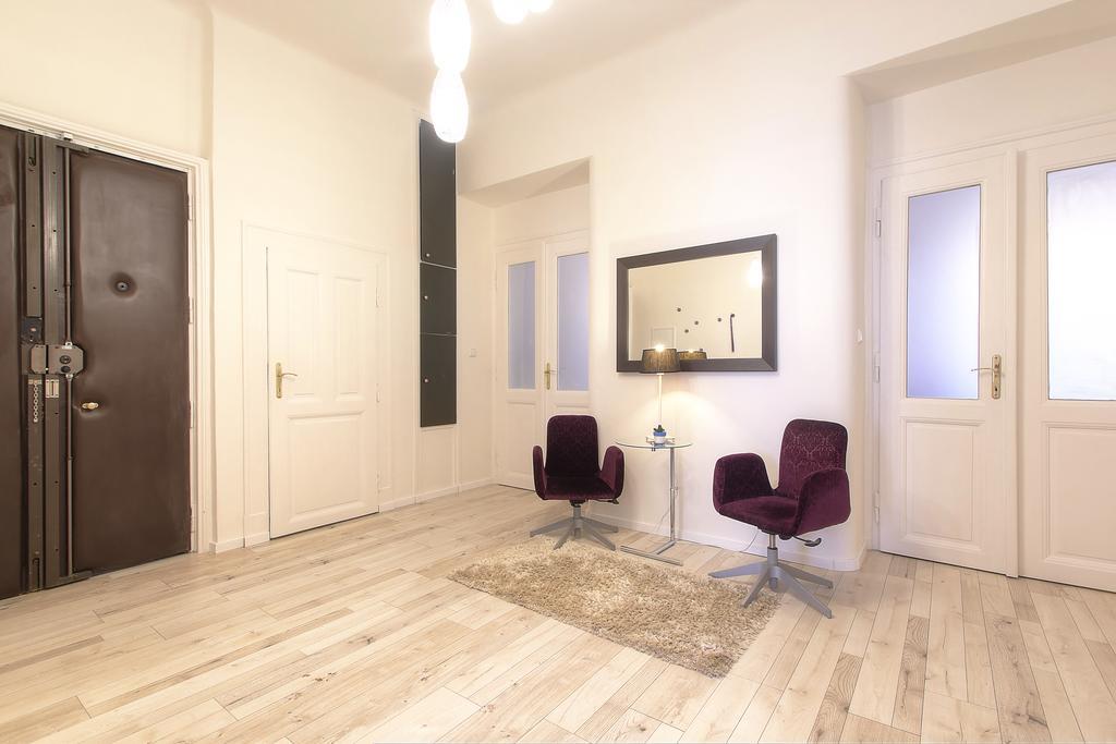 Centrum Old Town Square Apartment *